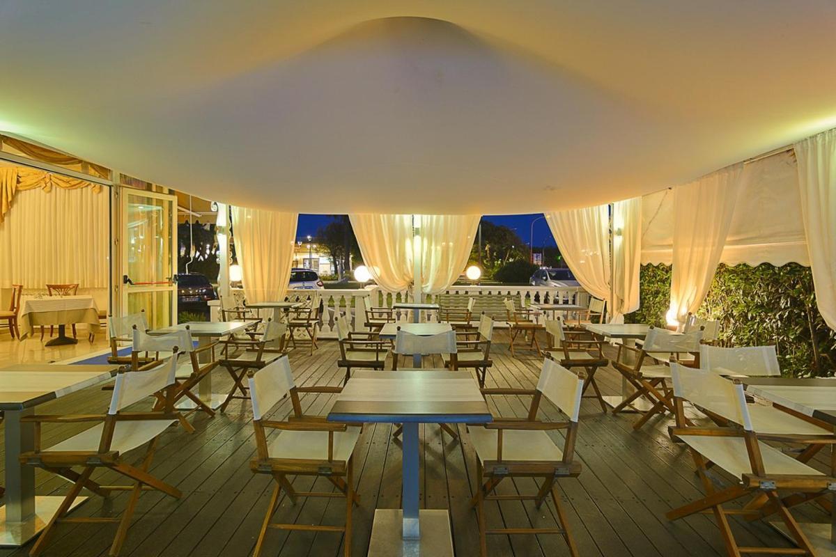 Hotel Coluccini Marina di Pietrasanta Exterior photo